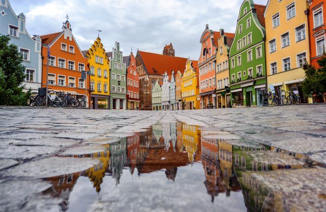 Traditional,Colorful,Gothic,Houses,In,The,Old,Town,Of,Landshut,